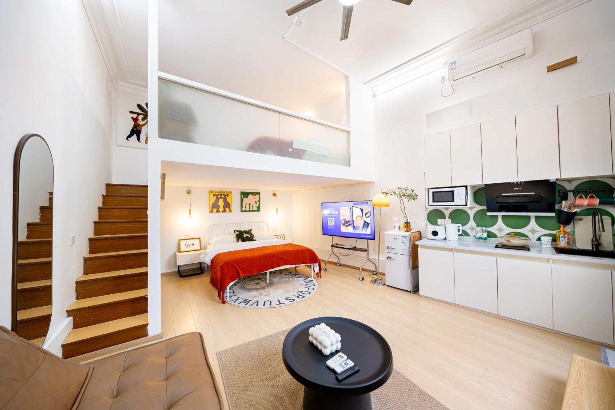 Apartment Hills & Zinn Courtyard With 2bedrooms Close To Line 9